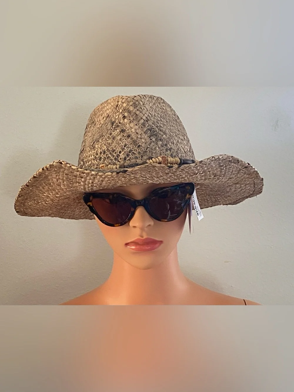 FLORENCE BY MILLS CHIC TORTOISE CAT EYE FRAMED SUNGLASSES
